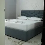 Day Lux Apartments